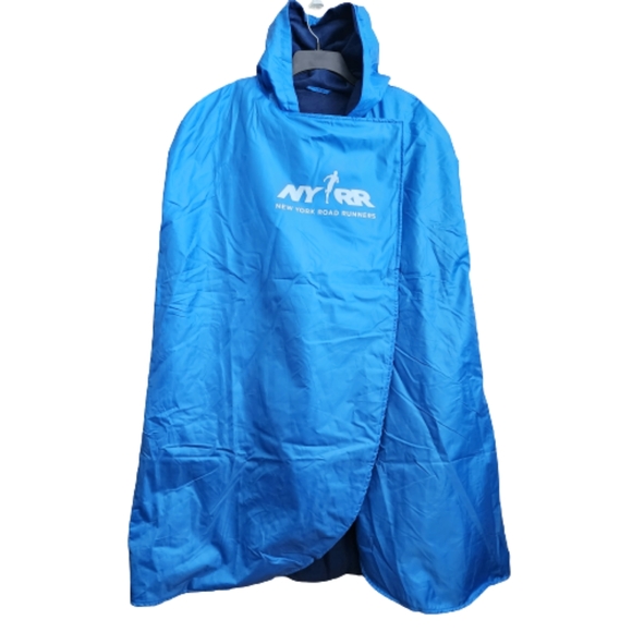 NYRR Runner Recovery Poncho One Size Blue